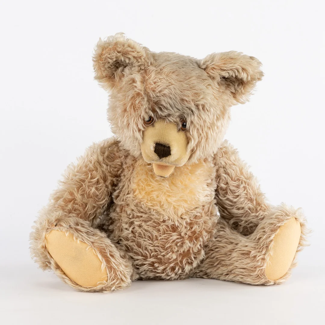 TEDDYBJÖRN, Steiff. — Dolls & Teddybears — Karljohan Auktioner