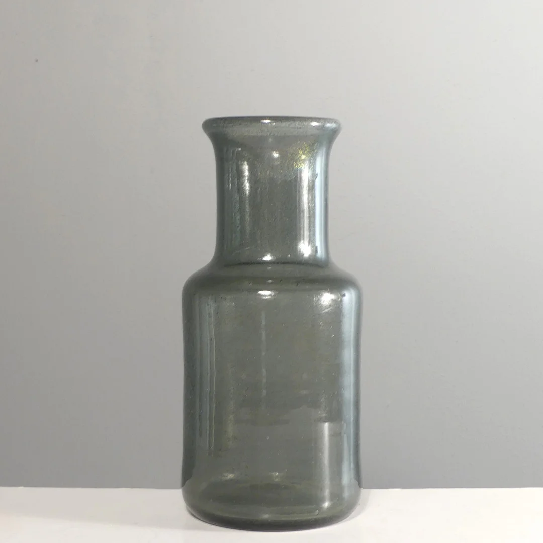ERIK HÖGLUND. vas, glas. Signerad. — Utility glass — Lysekils Auktionsbyrå