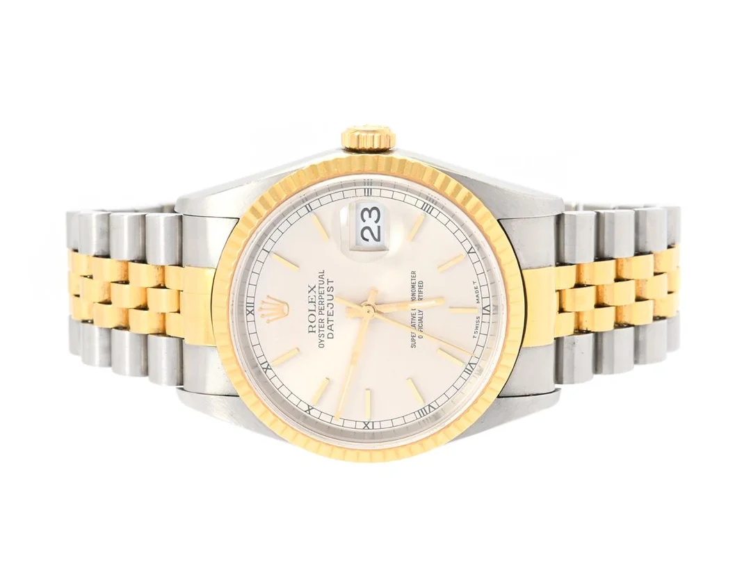 ROLEX, Oyster Perpetual, Datejust (T Swiss Made T), Chronometer, Ref nr. 16233, Serie nr. T981809, Cal 3135, Verk nr. 7939772, Boett nr. 16200, herrur, 36 mm, stål/guld, automatisk, safirglas, datum, Jubileelänk, viklås, Ref nr. 62523H-18-Z9/455 B, cert, maj 1999, box. — Klockor/Rolex — Kaplans