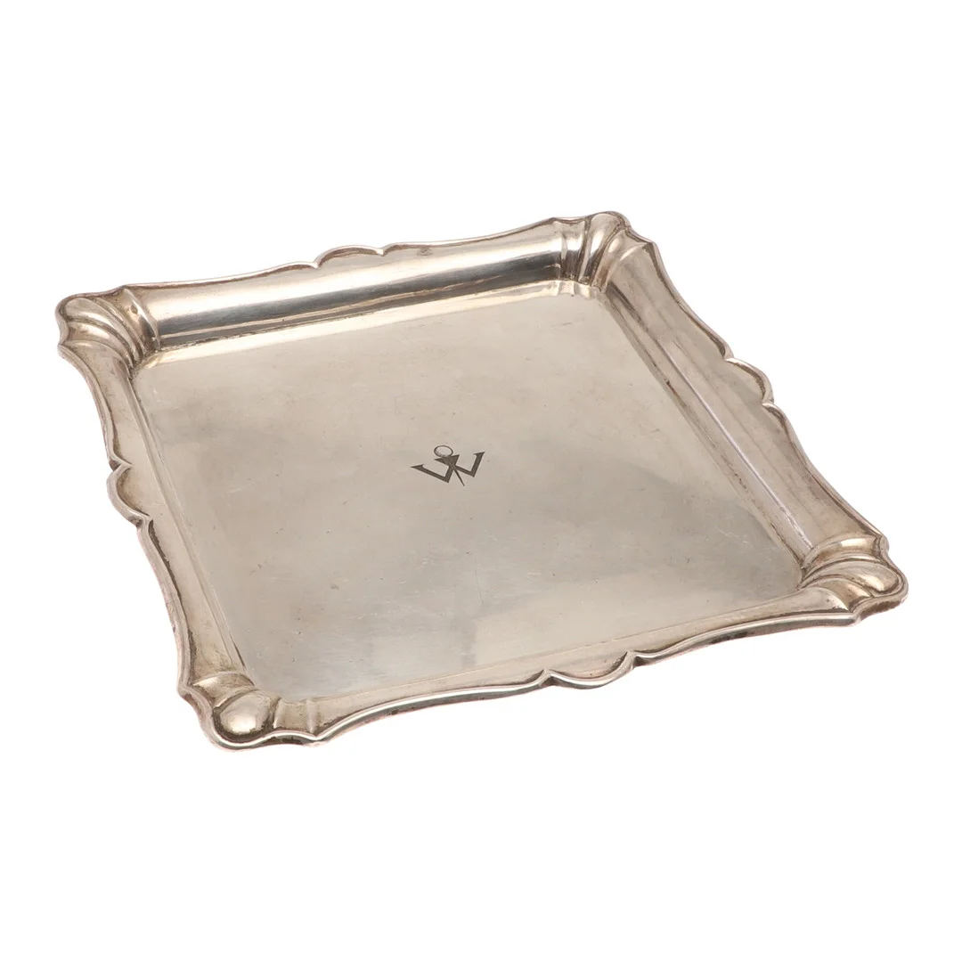 A SILVER PLATED PRESENTATION GOLFING TRAY. — Silver plated — Lawrences Auctioneers