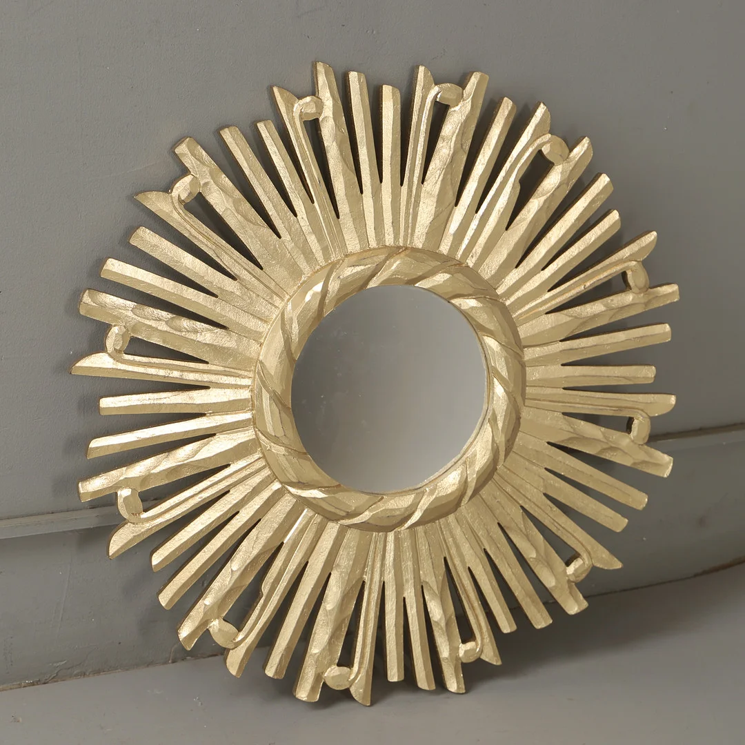SPEGEL, "Solspegel", målad, 2000-tal. — Mirrors — Helsingborgs Auktionskammare