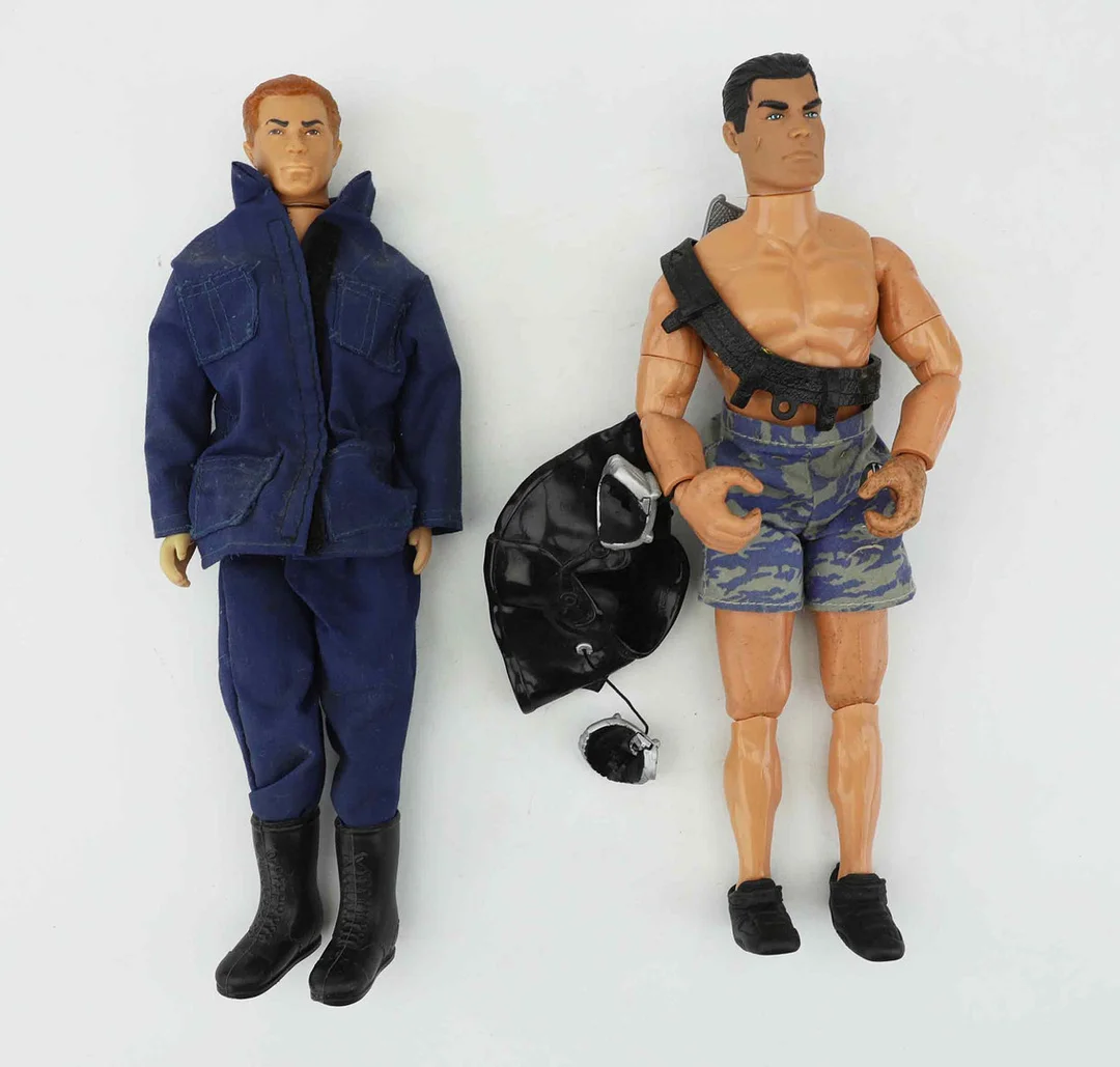 ACTION MAN. leksaker, 2 st, Hasbro International Inc, 1996, Totsy 1993. — Toys — Hälsinglands Auktionsverk