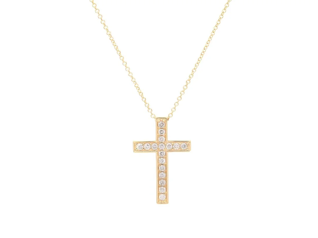 COLLIER, 18K guld, 17 briljantslipade diamanter ca 0,28 ctv, ca TW-TCr/VVS-VS, kors 21 x 14 mm, kedja 41/43 cm, vikt 3,5 g. — Smycken/Collier — Kaplans