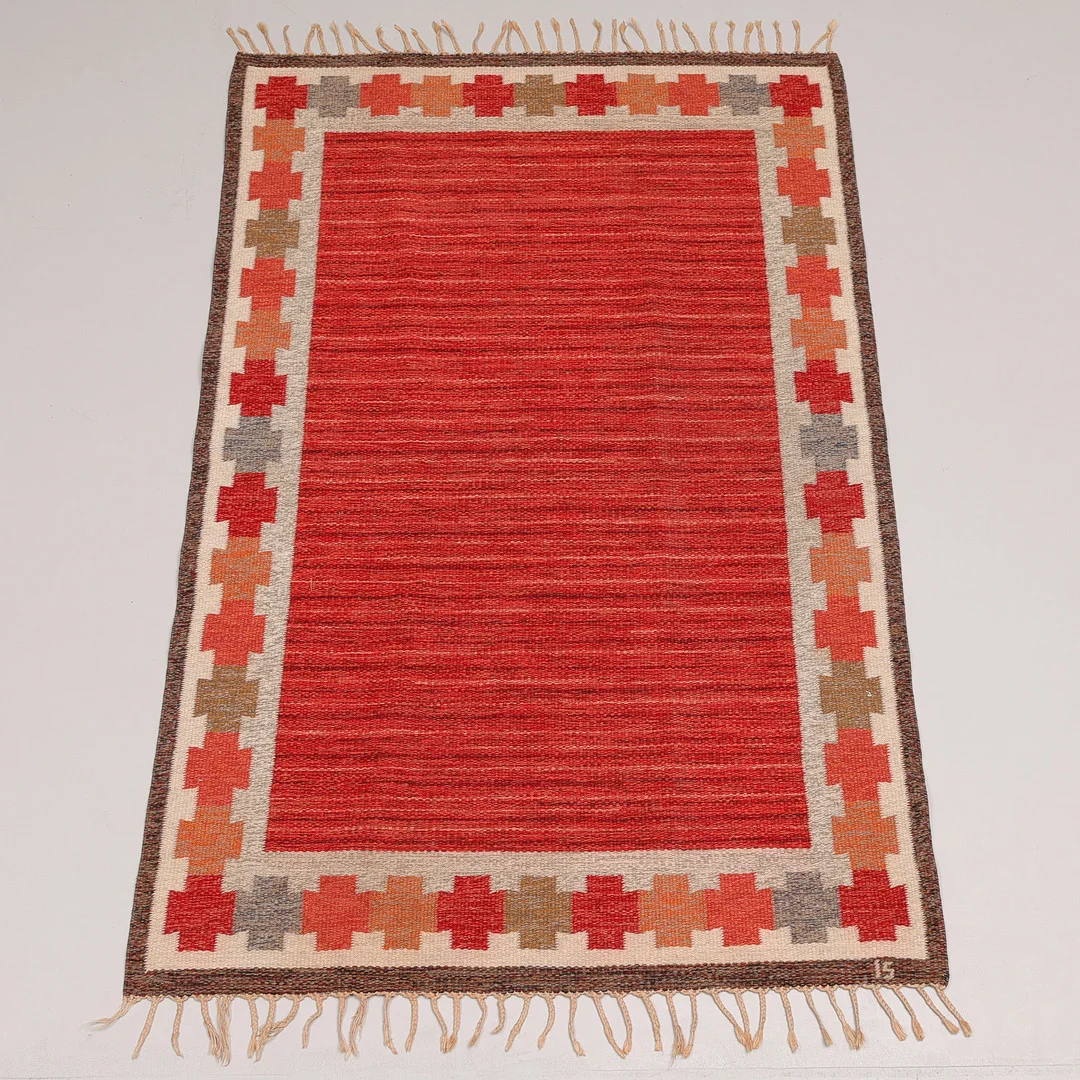INGEGERD SILOW. Röllakanmatta, signerad, 1960-tal. — European Carpets & Textiles — Auktionsbyrån Varberg