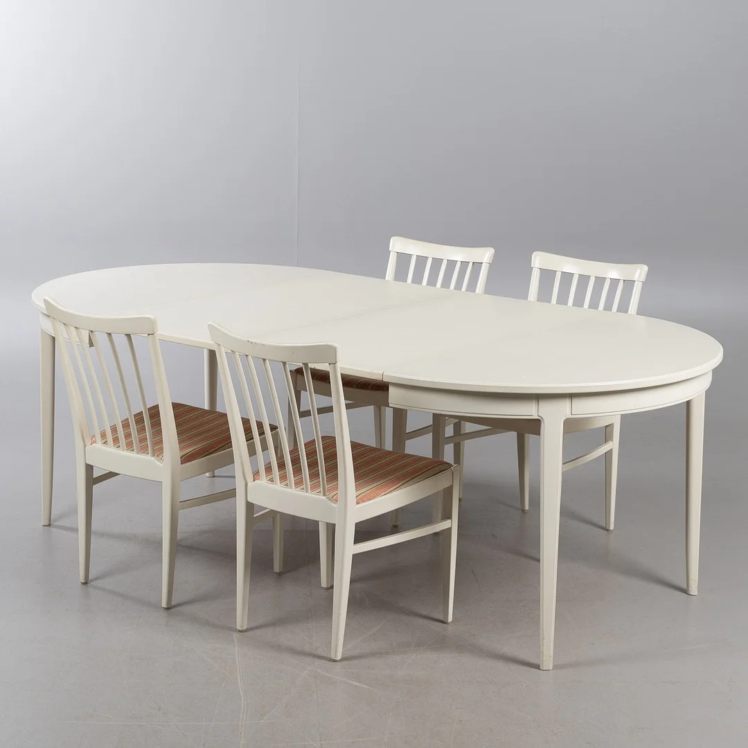 CARL MALMSTEN. Matgrupp "Herrgården", 5 delar, Bodafors, 1964. — Dining room furniture — Stockholms Auktionsverk Helsingborg