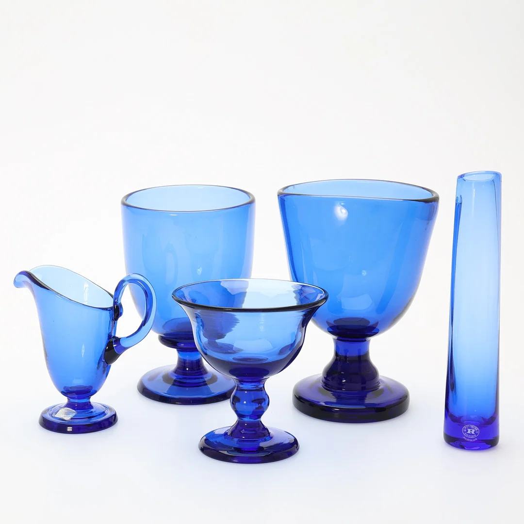 MONICA BRATT. Samling glas, 5 delar, Reijmyre. — Art glass — Auktionsmagasinet Vänersborg