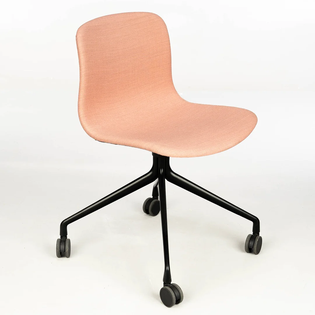 KONTORSTOL, "HAY AAC15", Metall, Textil. — Armchairs & Chairs — Norrlands Auktionsverk