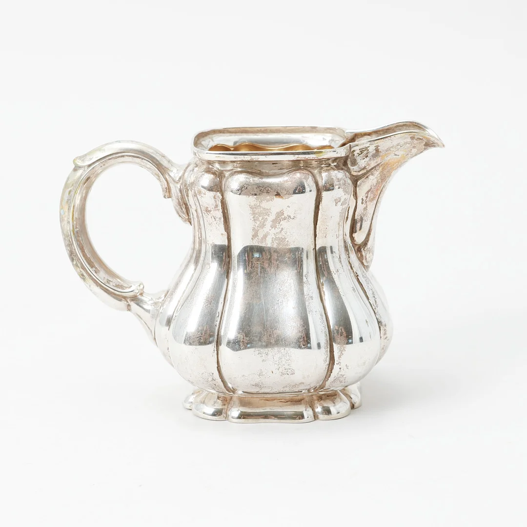 GRÄDDKANNA, silver, A. Dragsted, Danmark, 1928. Vikt 215 gram. — Silver — Göteborgs Auktionsverk