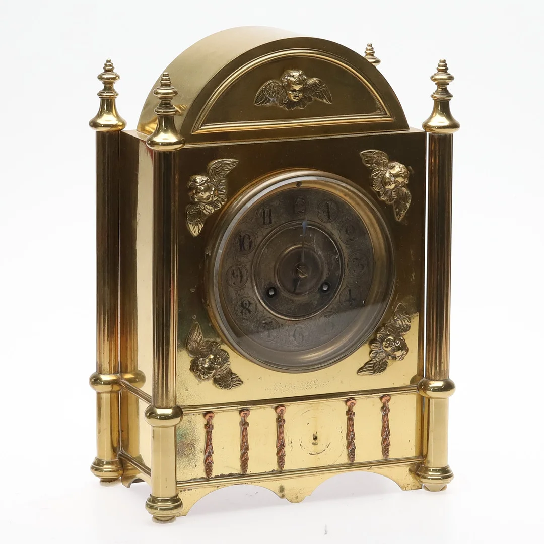 BORDSKLOCKA. Mässing. 1900-tal. — Mantel clocks — Örebro Stadsauktioner