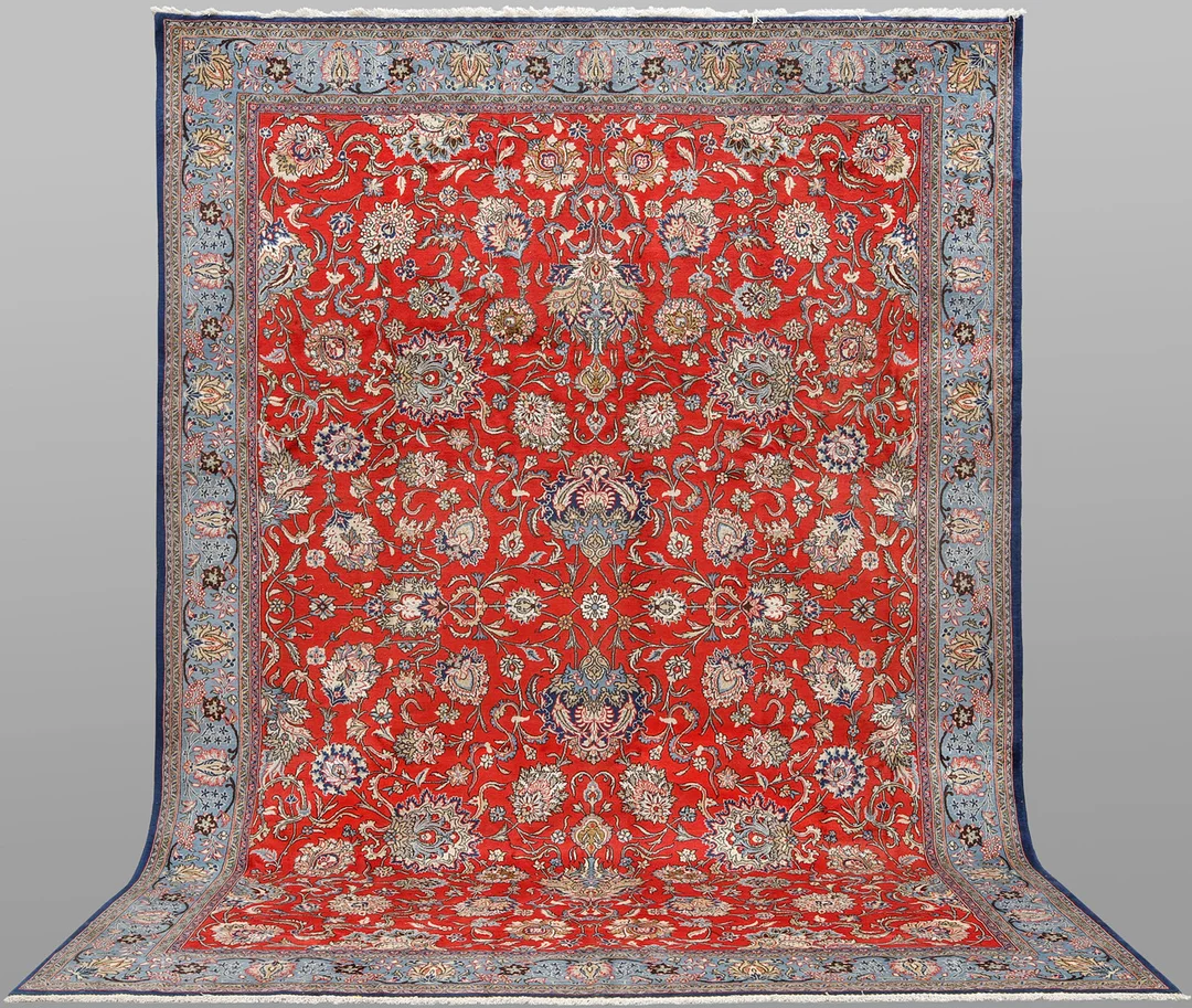 MATTA. saruk, 388 x 278 cm. — Oriental Carpets & Textiles — Södermanlands Auktionsverk