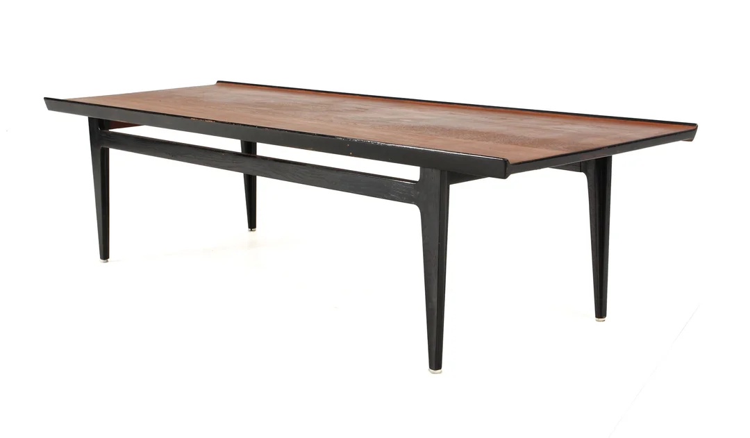 Finn Juhl for France & Daverkorsen. Coffee table, model FD-635 — Furniture/Coffee tables, occasional tables — Lauritz