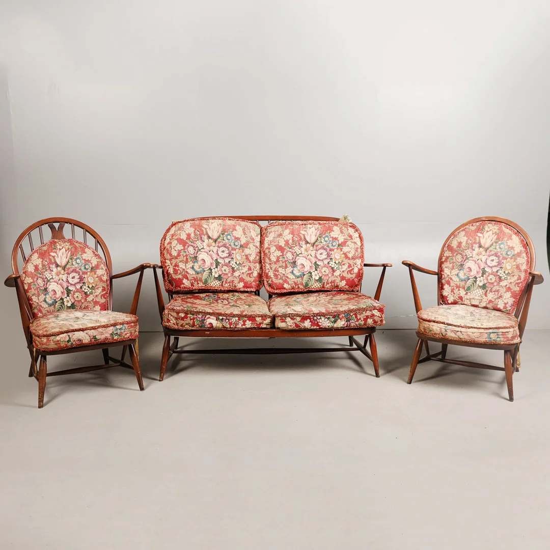 AN ERCOL THREE PIECE SUITE (3). — Sofas & Seatings — Bishop & Miller