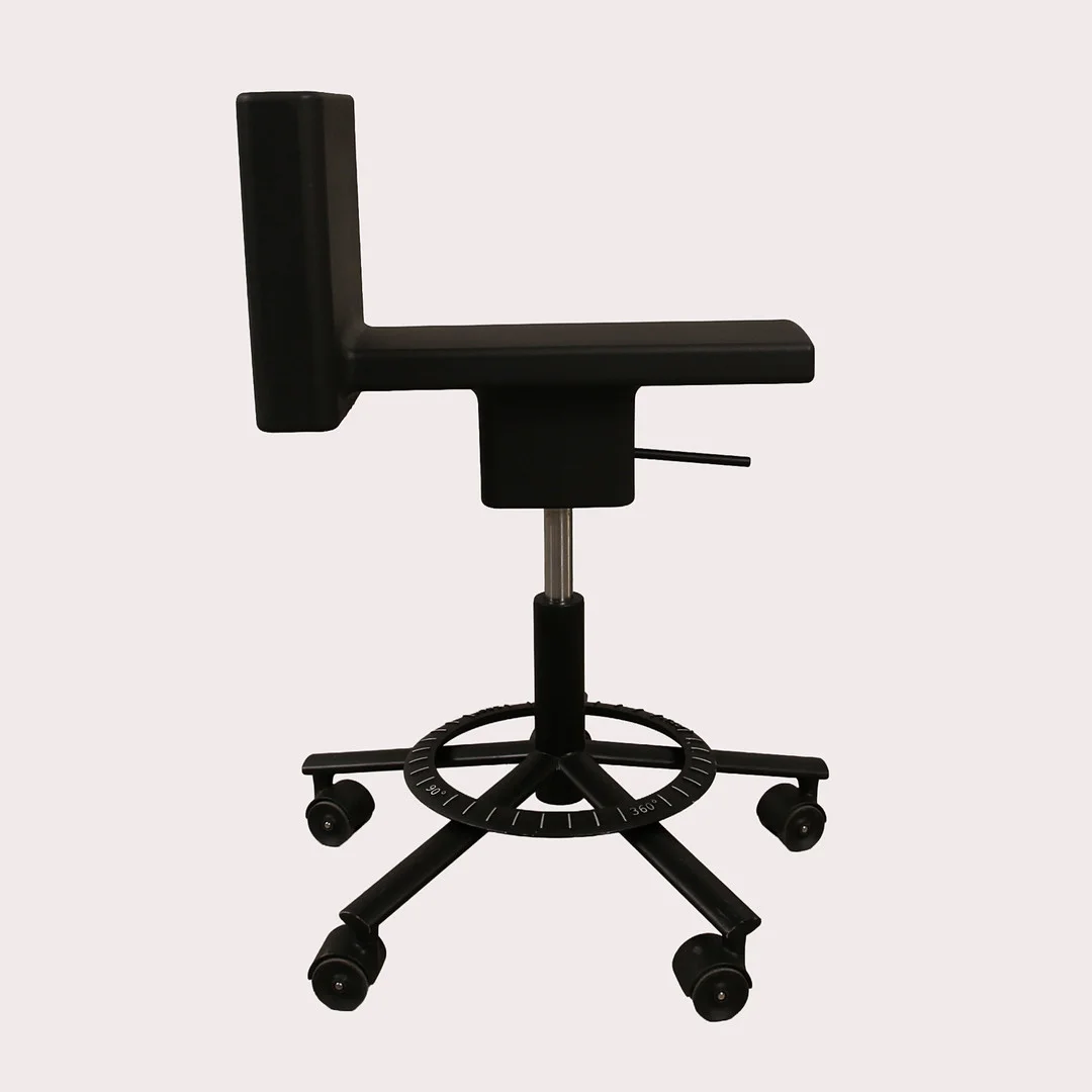 KONSTANTIN GRCIC. Kontorsstol, "360", Magis. — Armchairs & Chairs — Limhamns Auktionsbyrå