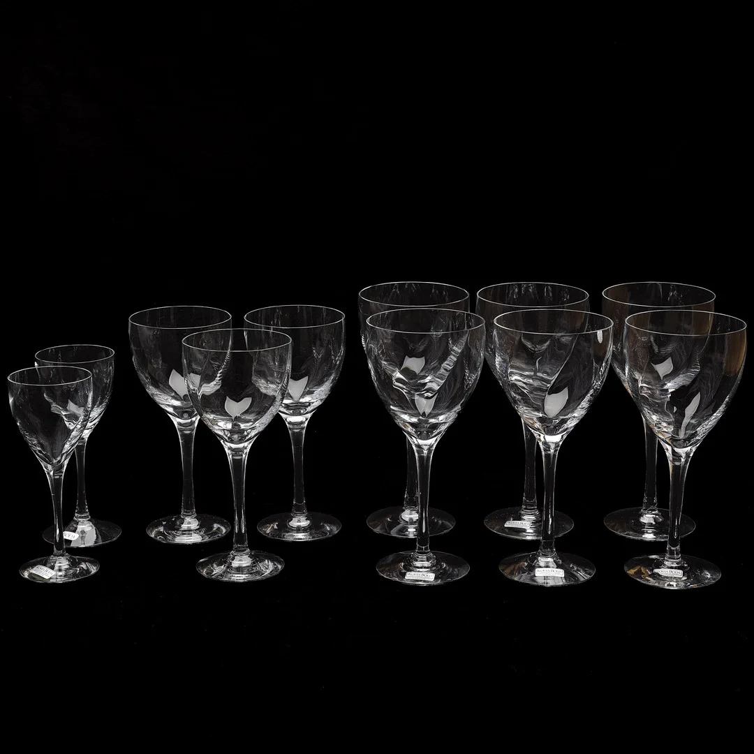 BERTIL VALLIEN. SERVISDELAR, 11 delar, "Chateau", Kosta Boda. — Tableware — Auktionsmagasinet Vänersborg