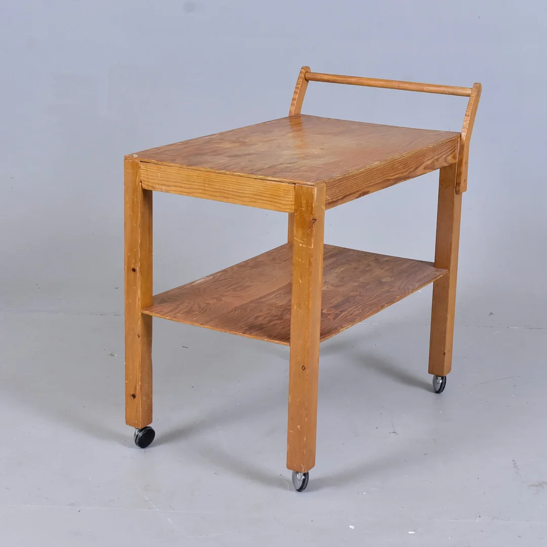 SERVERINGSVAGN, furu, 1970-tal. — Tables — Halmstads Auktionskammare