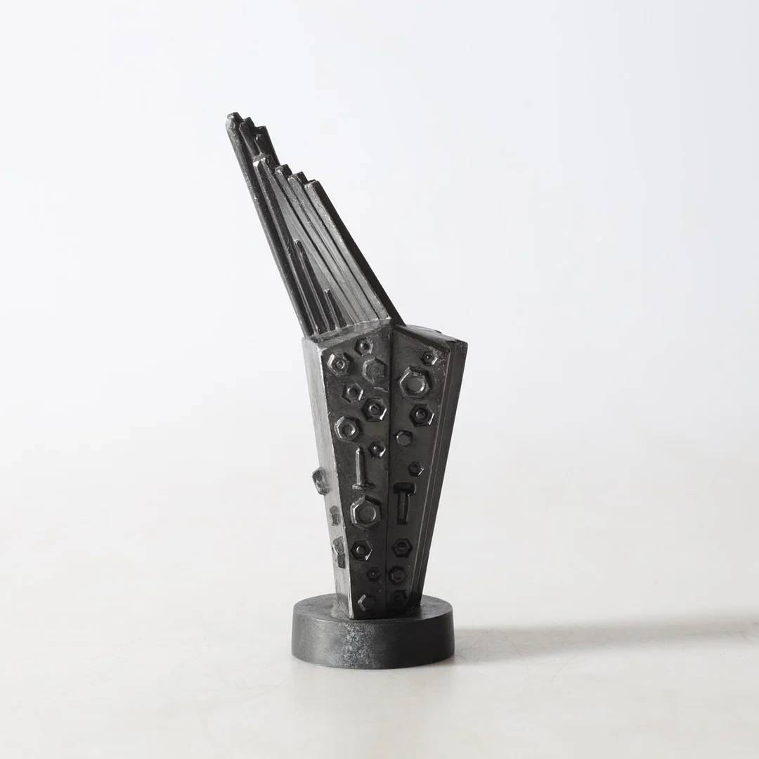 ULF SUCKSDORFF. skulptur, metall, Söderberg & Haak 100-årsjubileum, 1966. — Sculptures & Bronzes — Gomér & Andersson Nyköping