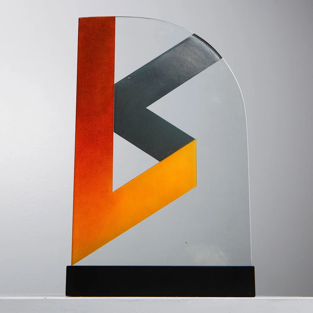 KRISTIN RAPP. "Runa", skulptur, egen studio, Örebro, signerad samt daterad -95. — Sculptures & Bronzes — Formstad Auktioner