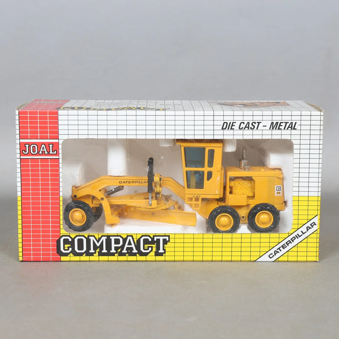 A JOAL DIE CAST COMPACT LEVELLER. — Model cars — Bishop & Miller