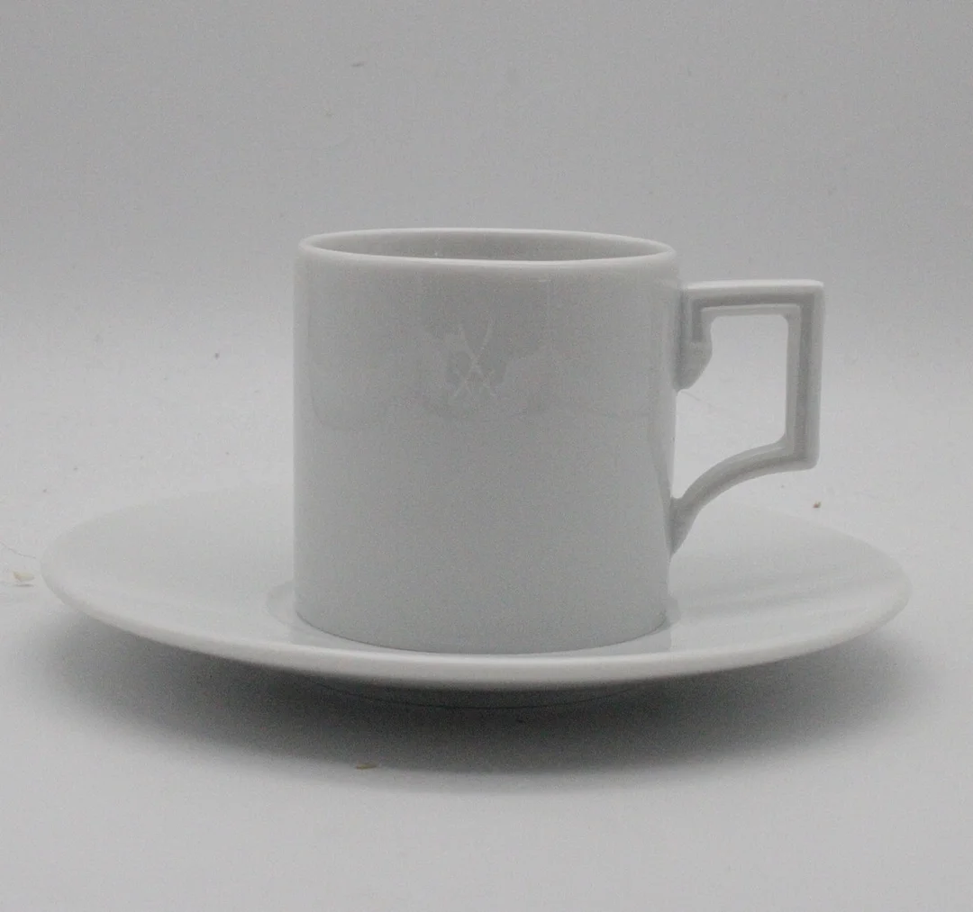 MEISSEN,BERLIN, ESPRESSOTASSE MIT UNTERTASSEN 50ML, NEU, 1.WAHL MIT OVP. — European — Kunst- und Auktionshaus Kleinhenz