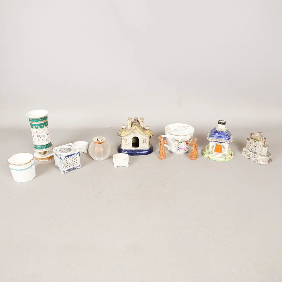 A COLLECTION OF CERAMICS (10). — European — Bishop & Miller
