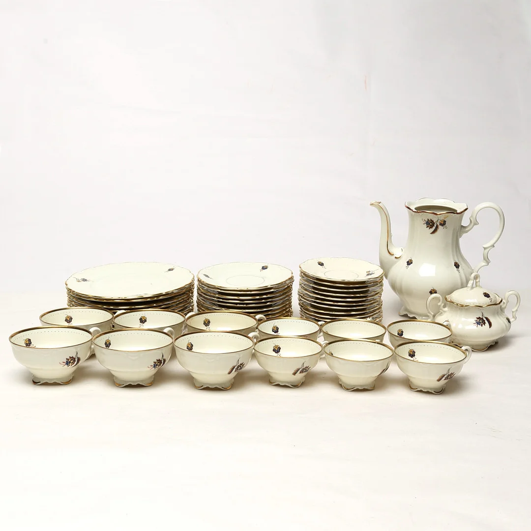 SERVIS, 19 delar, porslin, Hackefors. — Tableware — Kalmar Auktionsverk