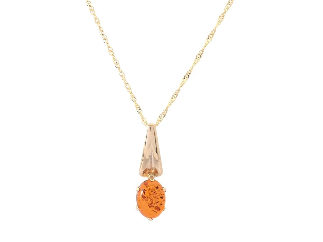 HÄNGE MED KEDJA, 14K guld, bärnsten, längd 44,5 cm, vikt ca 1,4 g. — Smycken/Hänge med kedja — Kaplans