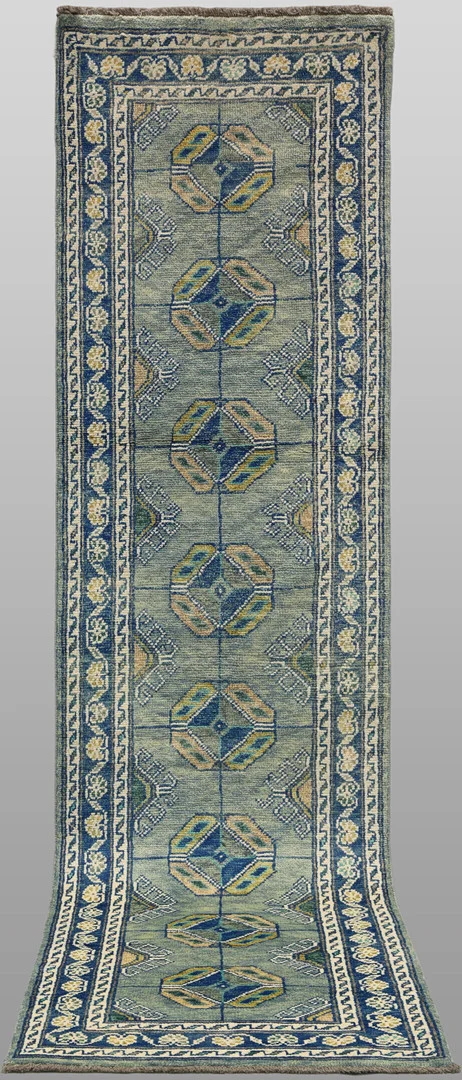 MATTA, Afshari, gallerimodell, cirka 296 x 79 cm. — Persian Carpets & Textiles — RA Auktionsverket Norrköping
