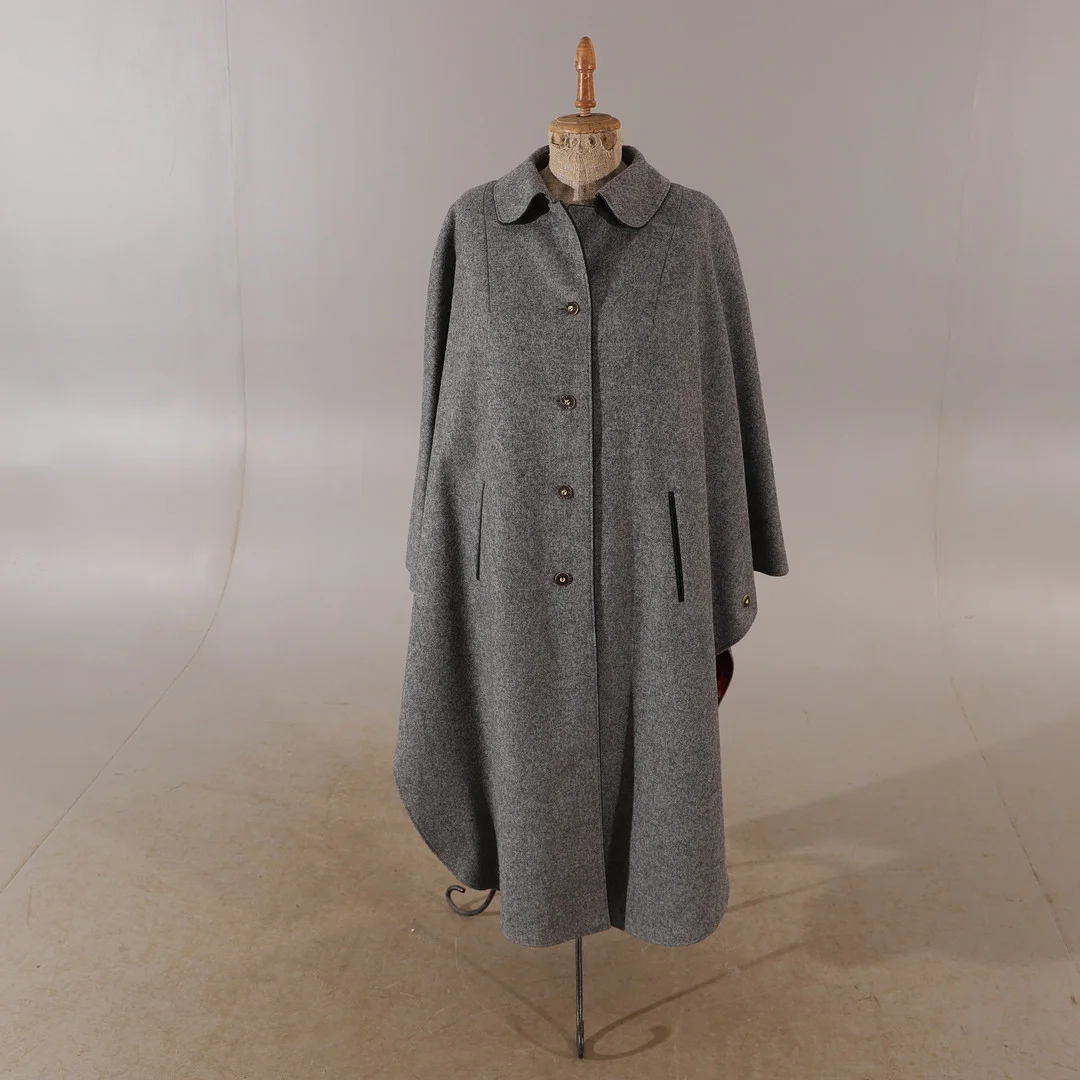 CAPE, ull, Bavaria Loden/Unhozer, München. — Vintage & Designer Fashion — Helsingborgs Auktionskammare