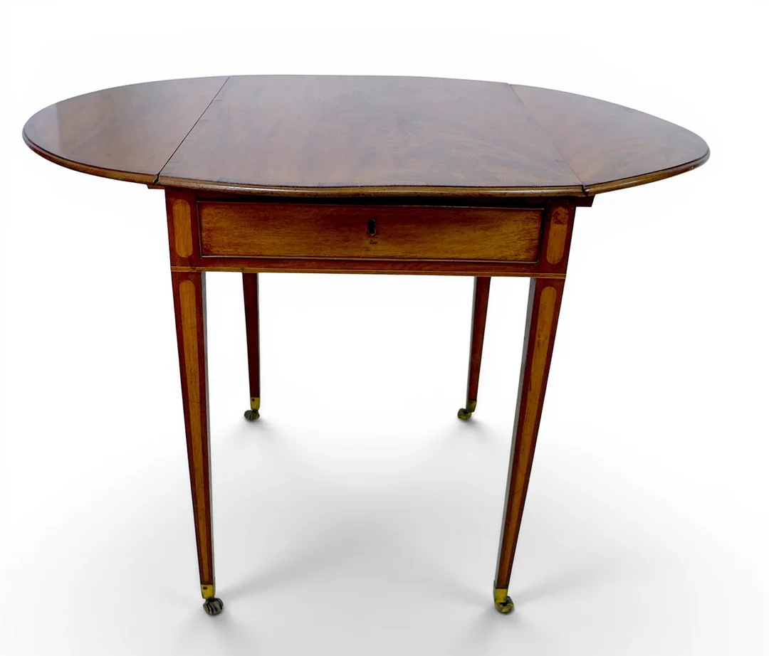 A REGENCY MAHOGANY PEMBROKE TABLE. — Tables — Batemans of Stamford