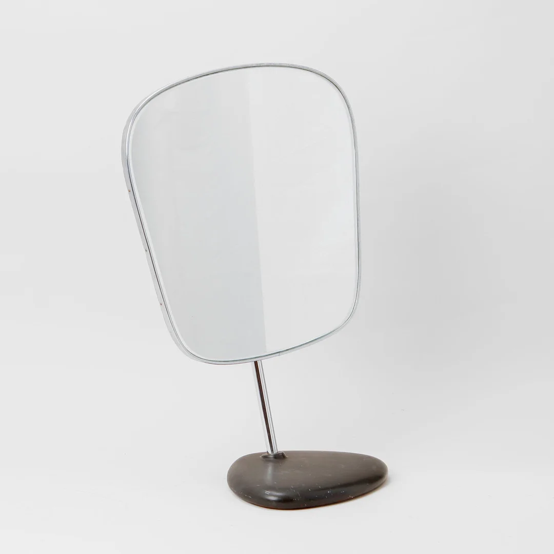 BORDSSPEGEL, 1970-tal. — Mirrors — Göteborgs Auktionsverk