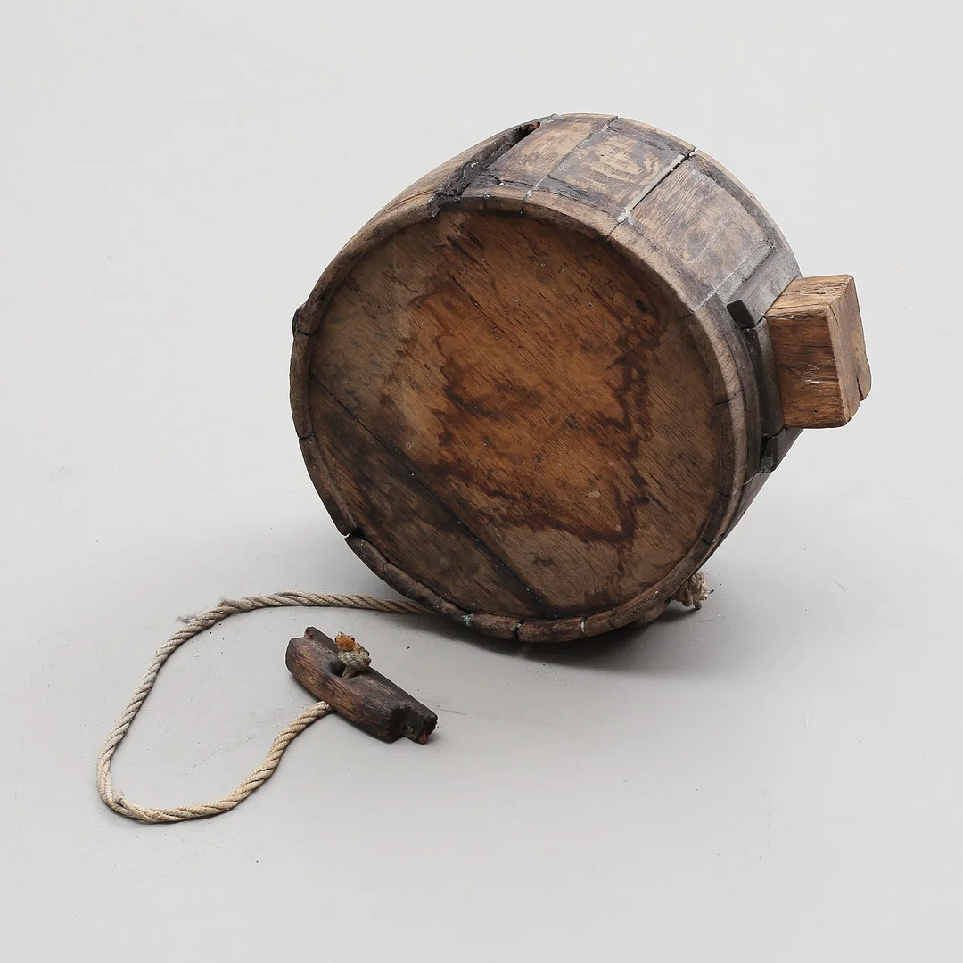 TRÄKAGGE, allmoge. — Tools & Gears — Auktionshuset Thelin & Johansson