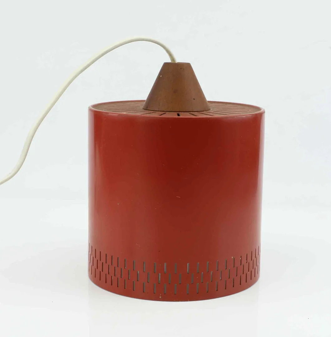 TAKLAMPA, teak och plåt, 1950/60-tal. — Ceiling lights — Hälsinglands Auktionsverk