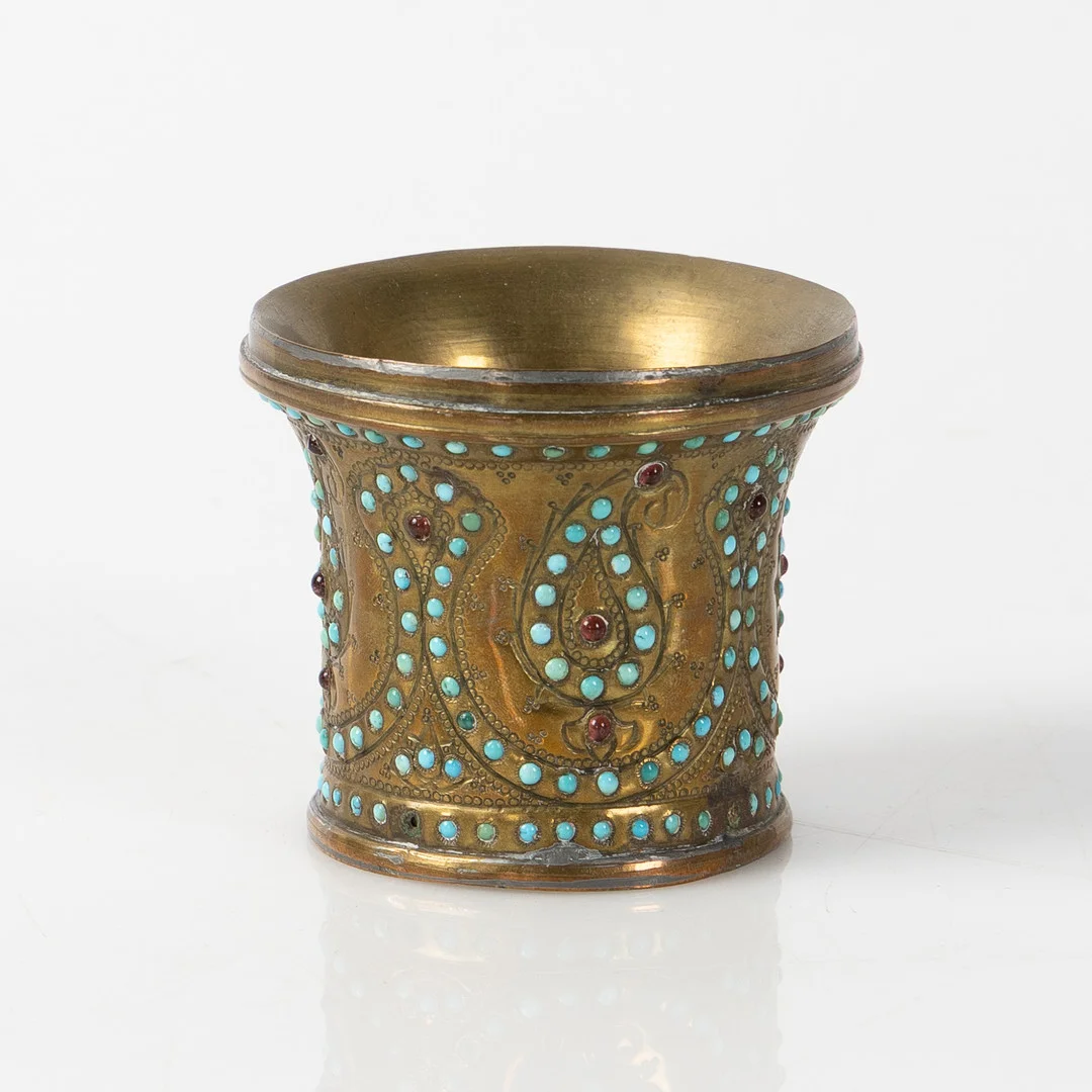KOPP, mässing, troligen Ryssland, 18/1900-tal. — Pewter, Brass & Copper — Stockholms Auktionsverk Helsingborg