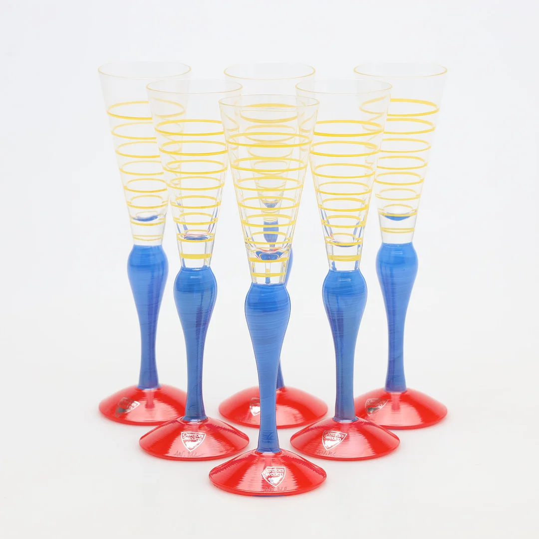 ANNE NILSSON. SNAPSGLAS, 6 stycken, "Clown - Yellow Stripes", Orrefors. — Utility glass — Borås Auktionshall