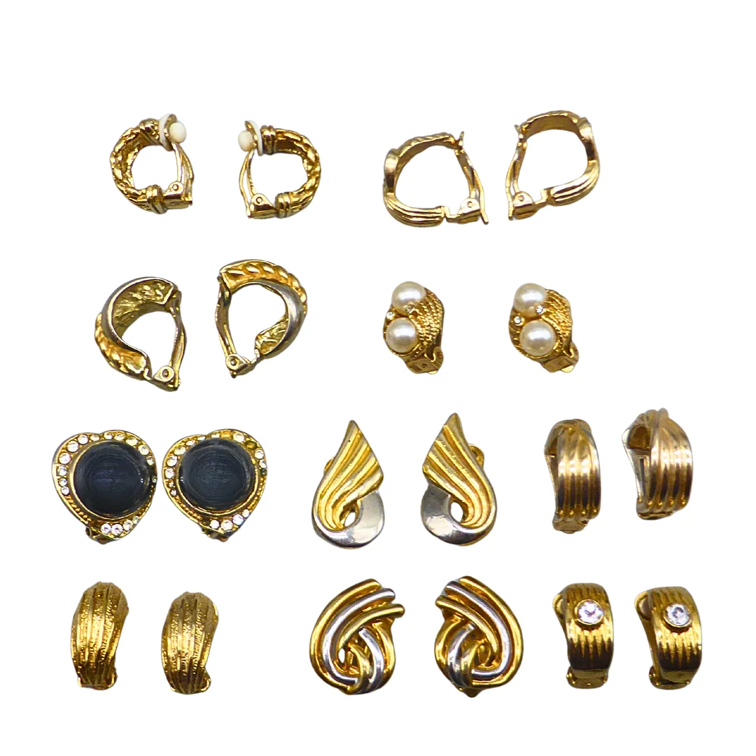 OHRCLIPS KONVOLUT MODESCHMUCK. — Earrings — Auktionshaus Stuber's Hammerschlag