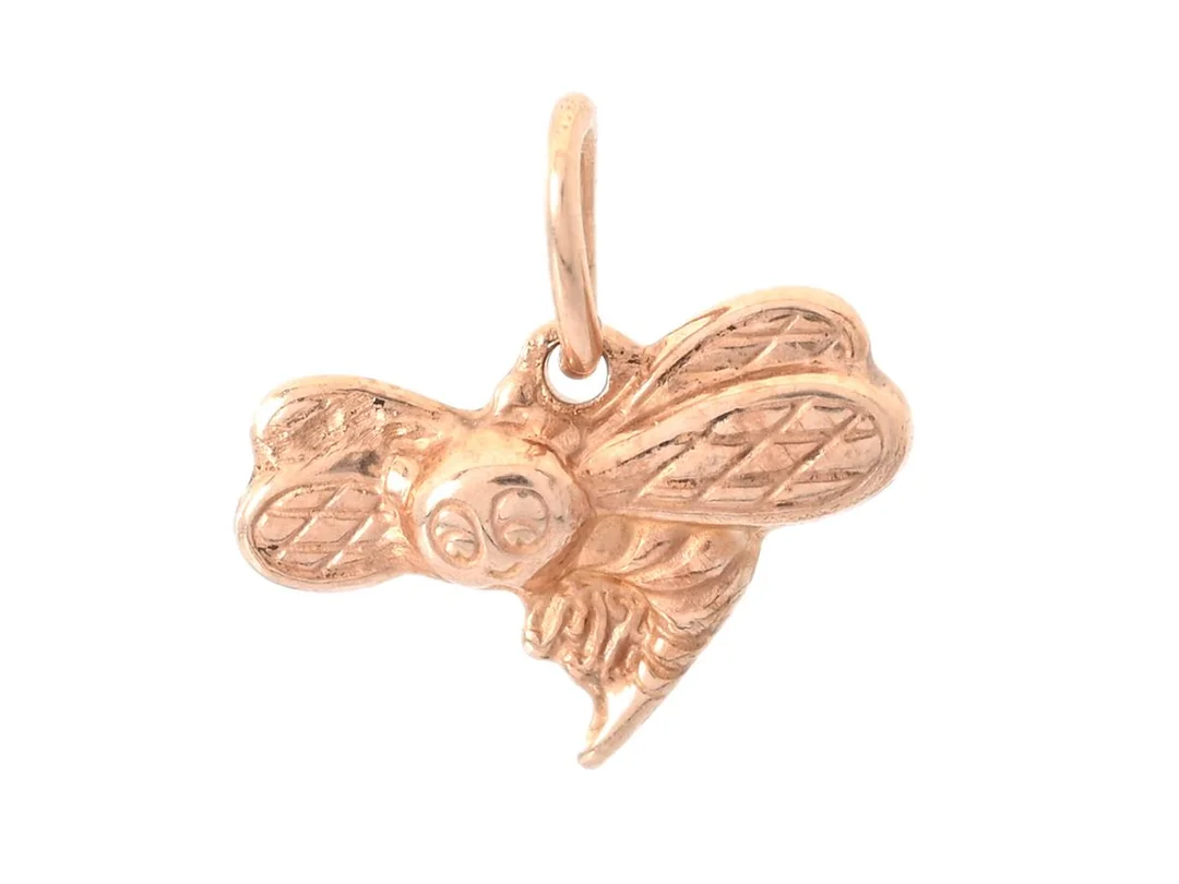 HÄNGE, 18K guld, motiv av bi, höjd ca 1,5 cm, vikt 0,7 g. — Smycken/Hänge — Kaplans