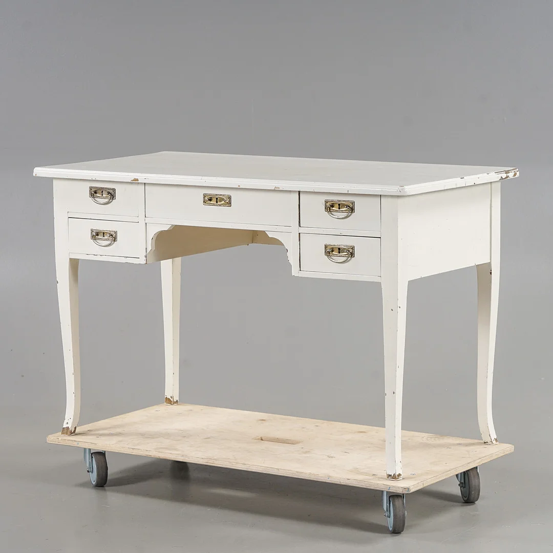 SKRIVBORD 5 lådor, tidigt 1900-tal. — Desks — Karlstad Hammarö Auktionsverk