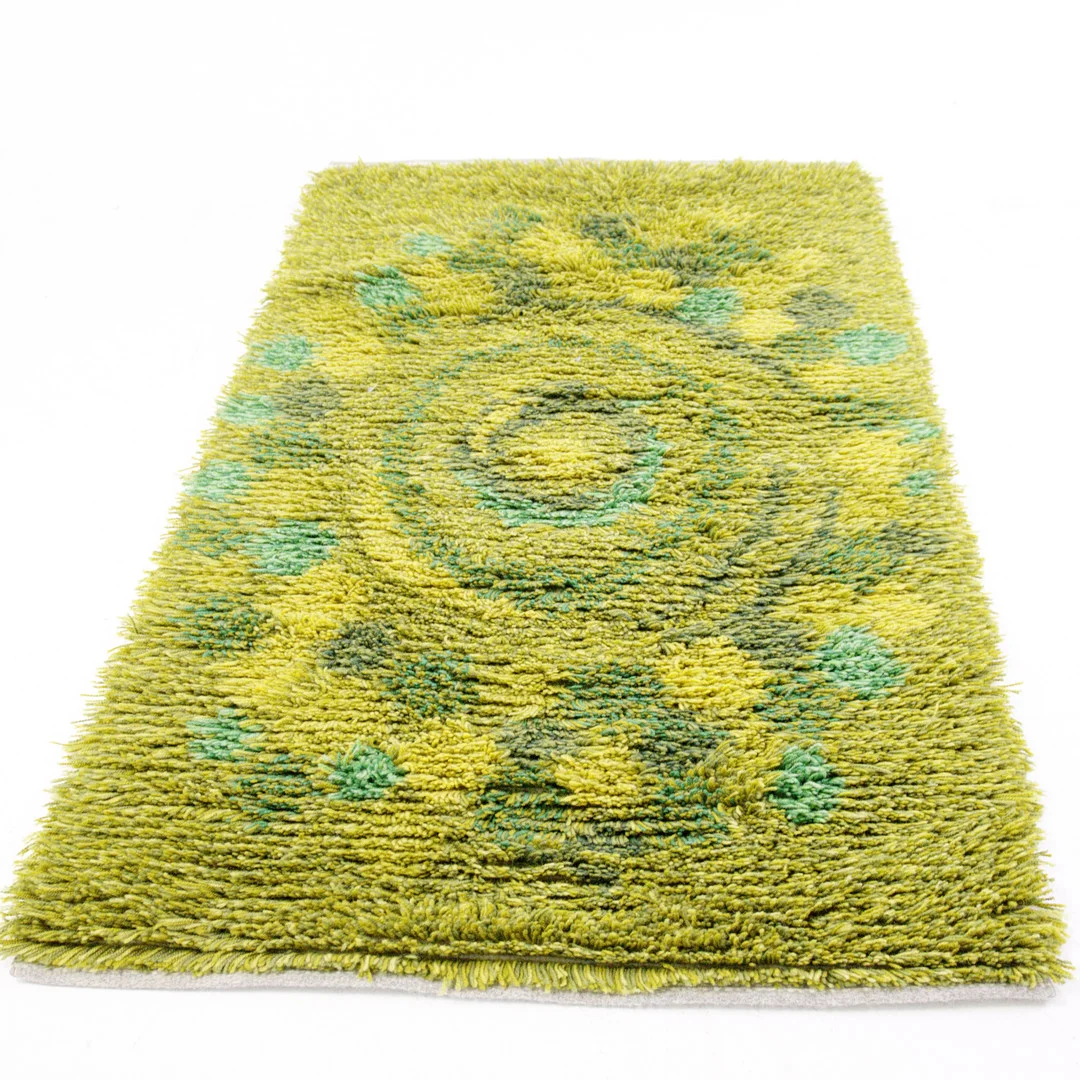 RYAMATTA, gröna och gula färgtoner, ca 150 x 78 cm, 1970-tal. — European Carpets & Textiles — Höganäs Auktionsverk