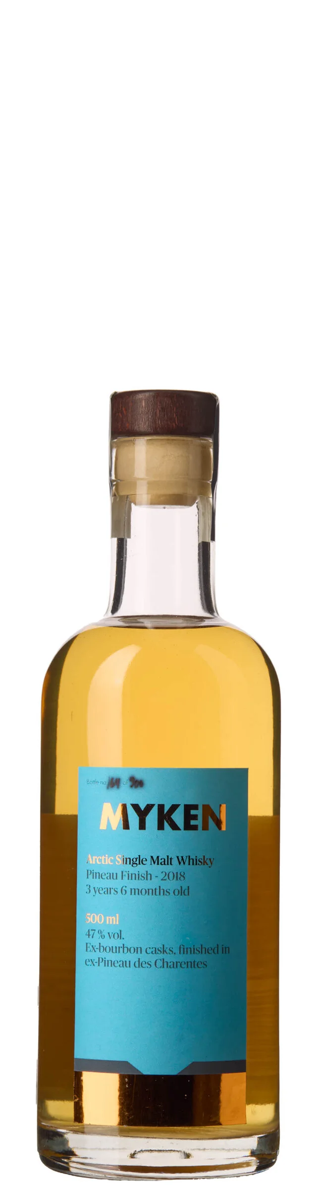 1 x 0,5 l Myken Arctic Single Malt Whisky Pineau Finish 2018 3 Years 6 Months Old — 1 x 0,5 l Myken Arctic Single Malt Whisky Pineau Finish 2018 3 Years 6 Months Old — Vin/Brennevin — Blomqvist