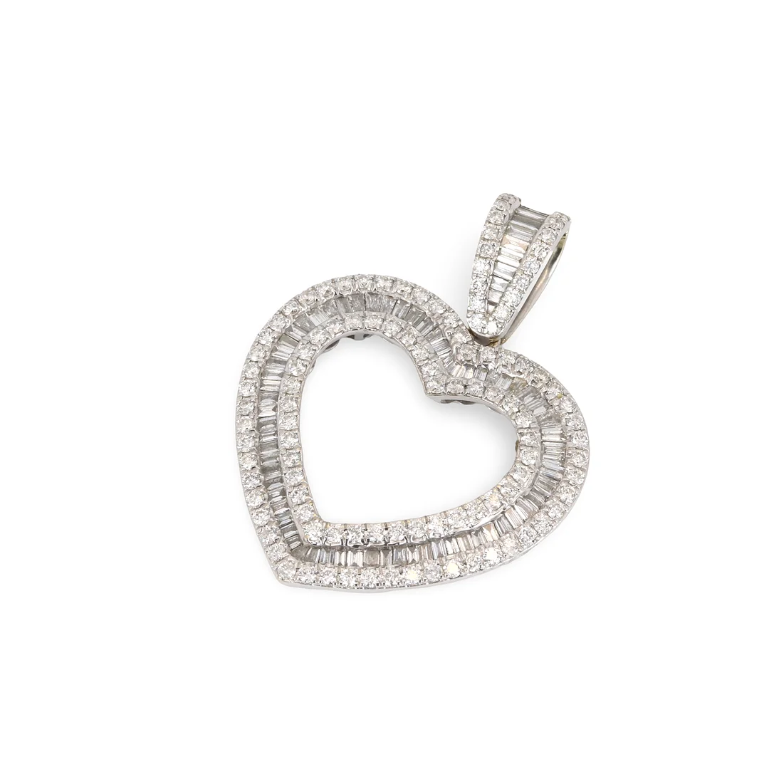 18CT (5CT) GOLD DIAMOND HEART PENDANT. — Brooches & Pendants — Chalkwell Auctions