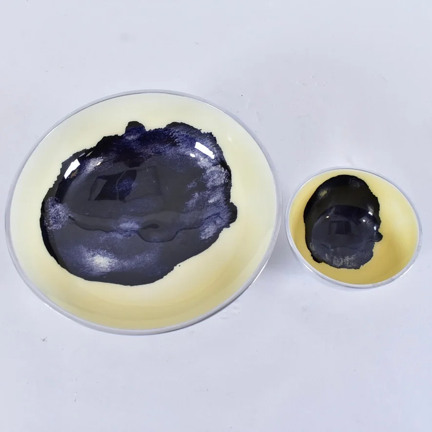 BERNADOTTE & KYLBERG. skålar, 2 st, emaljerad aluminium. — Other metals — Halmstads Auktionskammare