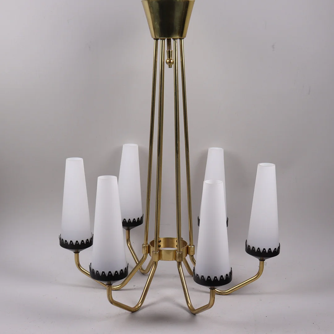 TAKLAMPA, mässing och opalglas, 1950/60-tal. — Ceiling lights — Markus Auktioner