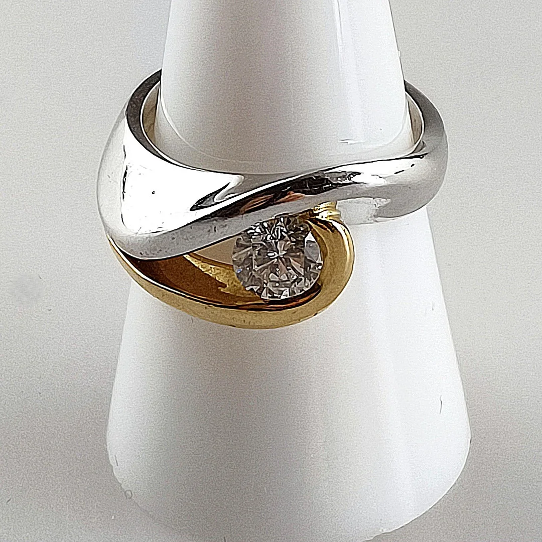 Bicolor-SOLITÄRRING mit BRILLANT von 3/4 ct. - Weiß-/Gelbgold 750/000, Ringgröße ca. 58. — Rings — Auktionshaus Blank
