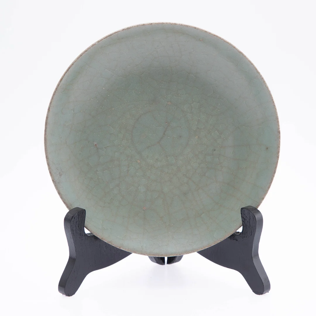 Seladon-Teller. — Ceramics & Porcelain — Stockholms Auktionsverk Hamburg