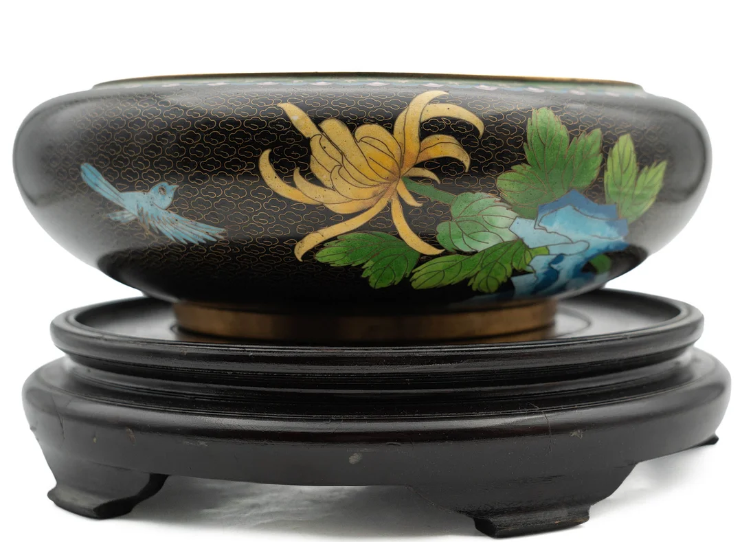 SKÅL, Cloissoné, 1900-talets andra hälft. — Cloisonné — Norrlands Auktionsverk
