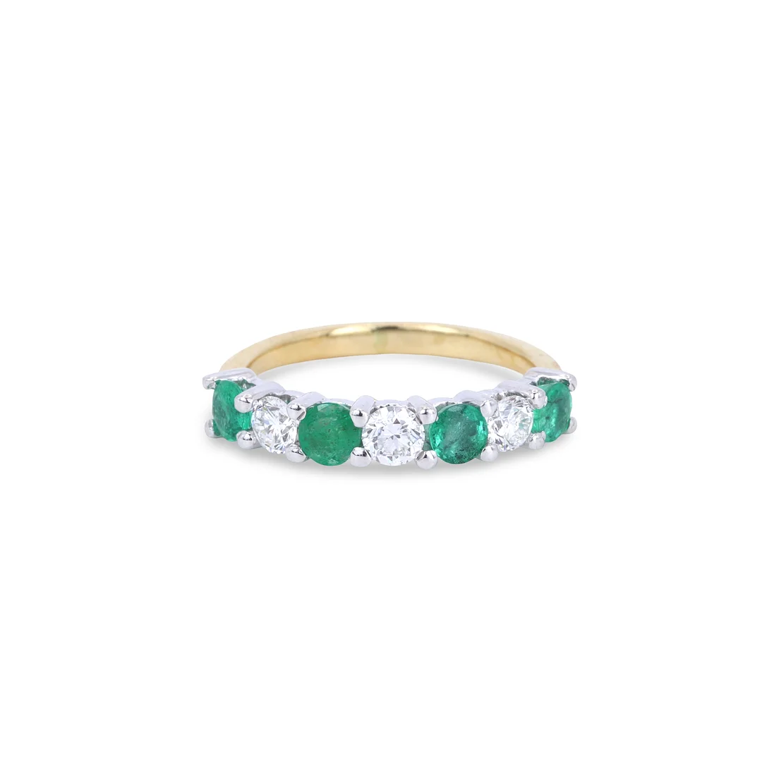 18CT GOLD EMERALD & DIAMOND RING. — Rings — Chalkwell Auctions
