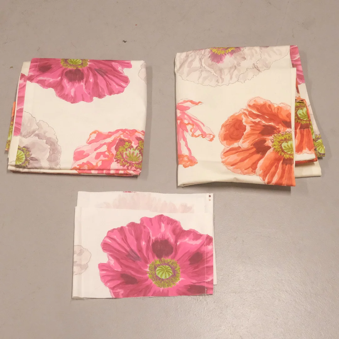 GARDINLÄNGDER, ETT PAR, "CARMEN", DESIGNERS GUILD. — Textiles — Björnssons Auktionskammare