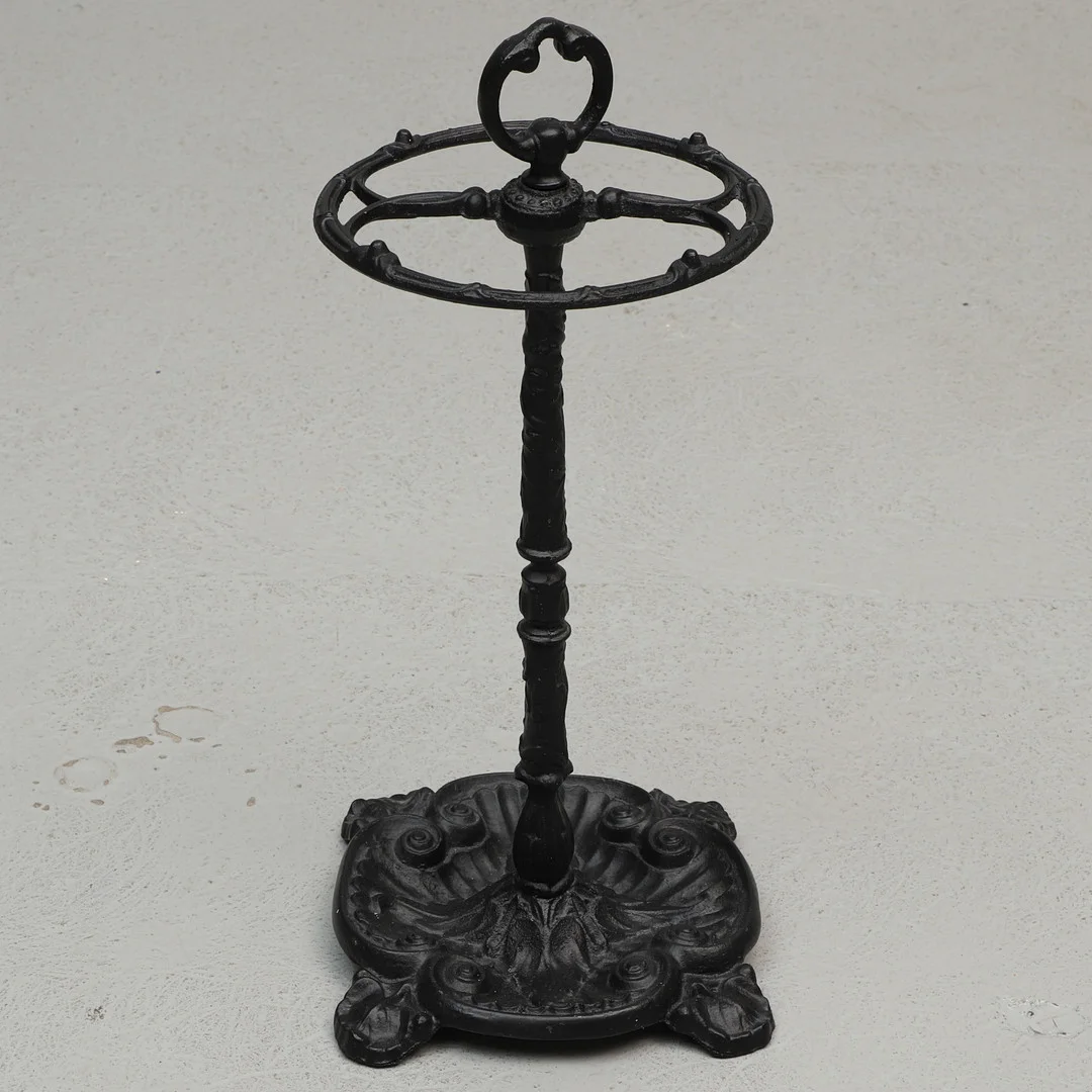 PARAPLYSTÄLL, gjutjärn, 1900-tal. — Other metals — Ekenbergs Auktioner