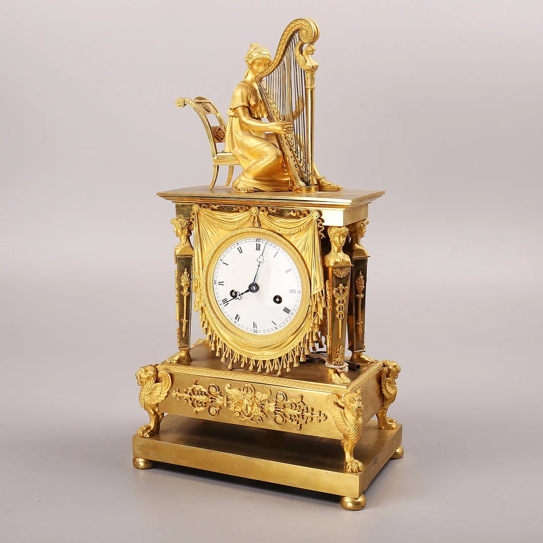 BORDSUR, Frankrike, 1800-tal. — Mantel clocks — Växjö Auktionskammare