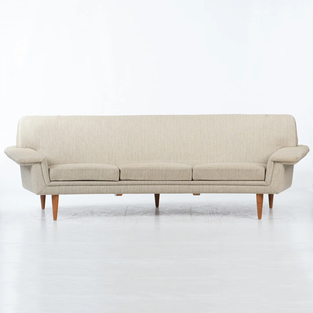 JOHANNES ANDERSEN. Soffa, "Florida" Trensum, Danish Modern, 1960-tal. — Sofas & Seatings — Laholms Auktionskammare